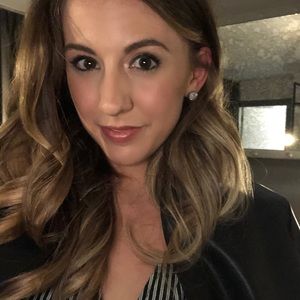 Meet your Posher, Shannon